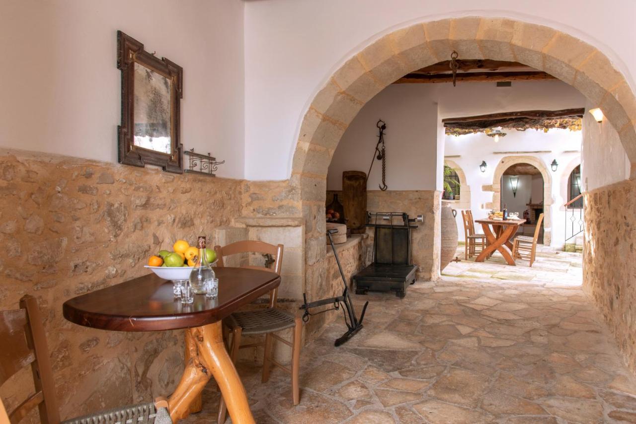 Grapevine Villa Gavalochori Exterior photo