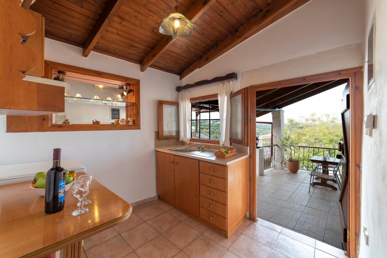 Grapevine Villa Gavalochori Exterior photo